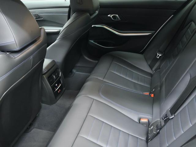3シリーズ 318i Mスポーツ ハイラインPKG・ブラックレザー・カーボントリム・19インチAW・プライバシーガラス・デジタルキー・Appleカープレイ(33枚目)