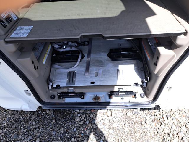Ｎ－ＢＯＸ＋ Ｇ・Ｌパッケージ　福祉車輌　ＥＴＣ　バックカメラ　両側スライドドア　ナビ　スマートキー　アイドリングストップ　電動格納ミラー　ベンチシート　ＣＶＴ　盗難防止システム　ＡＢＳ　ＥＳＣ　衝突安全ボディ　エアコン（18枚目）