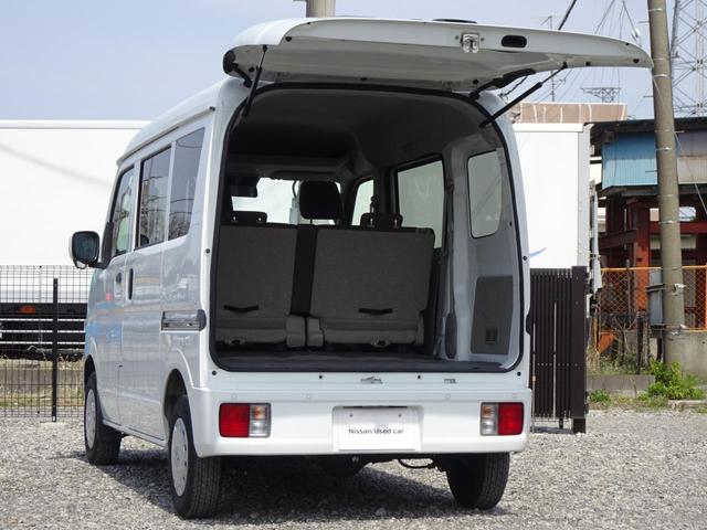 日産 ＮＶ１００クリッパーバン