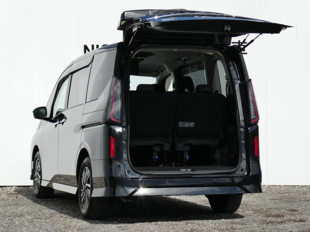 セレナ e-パワー ハイウェイスターV 防水シート・日産コネクトナビ・後席モニター・ETC2.0・スマートルームミラー・アラウンドビューモニター・オートライト・LEDヘッドライト・プロパイロット・エマージェンシーブレーキ(27枚目)