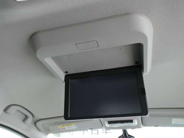 セレナ ハイウェイスターG プロパイロットエディション 純正OPナビMM520D-L・プロパイロット・後席モニター・ETC2.0・スマートルームミラー・アラウンドビューモニター・シートヒーター・オートライト・LEDヘッドライト・LEDフォグ(3枚目)