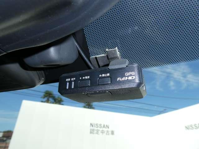 ノート １．２　ｅ－ＰＯＷＥＲ　Ｘ　ブラックアロー　ナビ・アラウンドモニター・ドラレコ・ＥＴＣ（7枚目）