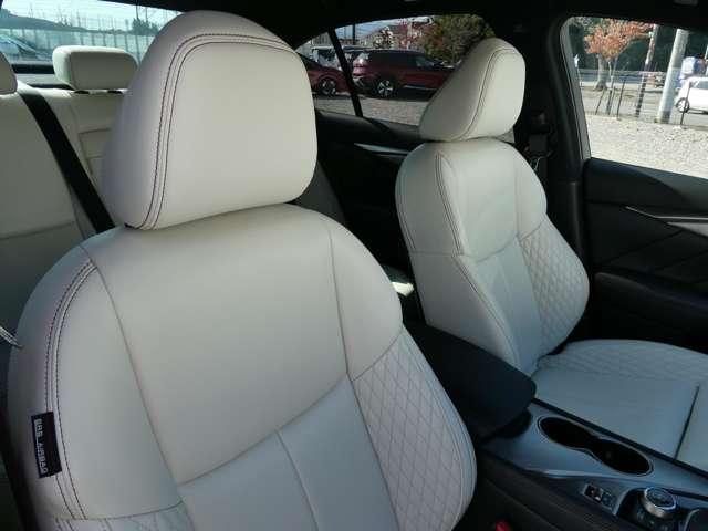 スカイライン ３．０　４００Ｒ　ホワイトレザーシート・前後ドラレコ（3枚目）