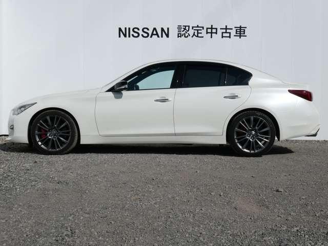 スカイライン ３．０　４００Ｒ　ホワイトレザーシート・前後ドラレコ（18枚目）