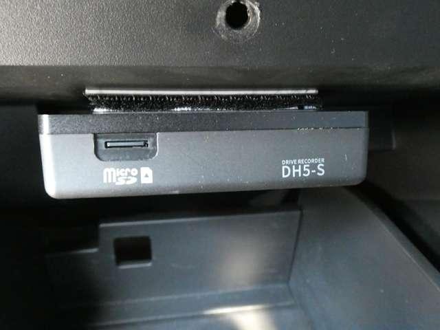 オーラ Ｇ　日産コネクトナビ・プロパイロット・ＢＯＳＥサウンド・寒冷地仕様・ＥＴＣ２．０・スマートルームミラー・アラウンドビューモニター・シートヒーター・オートライト・ＬＥＤヘッドライト・ＬＥＤフォグ（10枚目）