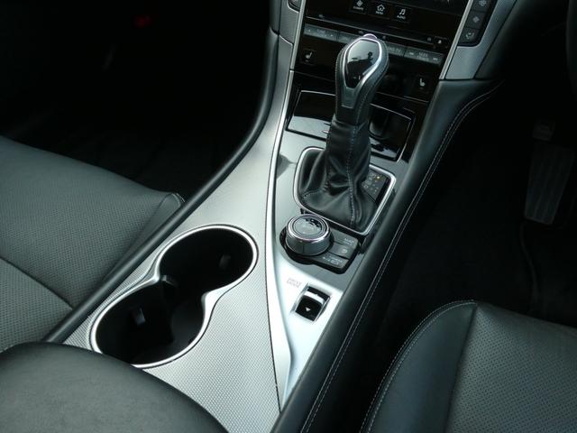 スカイライン ＧＴ　タイプＰ　日産コネクトナビ・ＢＯＳＥサウンド・本革シート・ＥＴＣ２．０・アラウンドビューモニター・シートヒーター・パワーシート・オートライト・ＬＥＤヘッドライト・ＬＥＤフォグ・エマージェンシーブレーキ（32枚目）