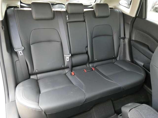 オーラ G 90周年記念車 日産コネクトナビ・プロパイロット・BOSEサウンド・寒冷地仕様・ETC2.0・スマートルームミラー・アラウンドビューモニター・シートヒーター・パワーシート・オートライト・LEDヘッドライト(15枚目)