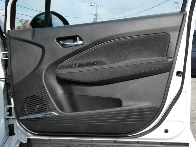 オーラ G 90周年記念車 日産コネクトナビ・プロパイロット・BOSEサウンド・寒冷地仕様・ETC2.0・スマートルームミラー・アラウンドビューモニター・シートヒーター・パワーシート・オートライト・LEDヘッドライト(29枚目)