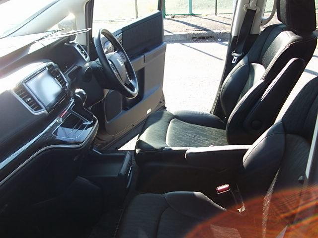 オデッセイ アブソルート（12枚目）