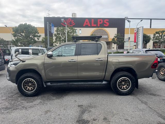 ハイラックス Ｚ　ワーク１７アルミ　ルーフラック　トノカバー　ベッドライナー　ナビ　バックカメラ　フルセグＴＶ　ドラレコ（5枚目）