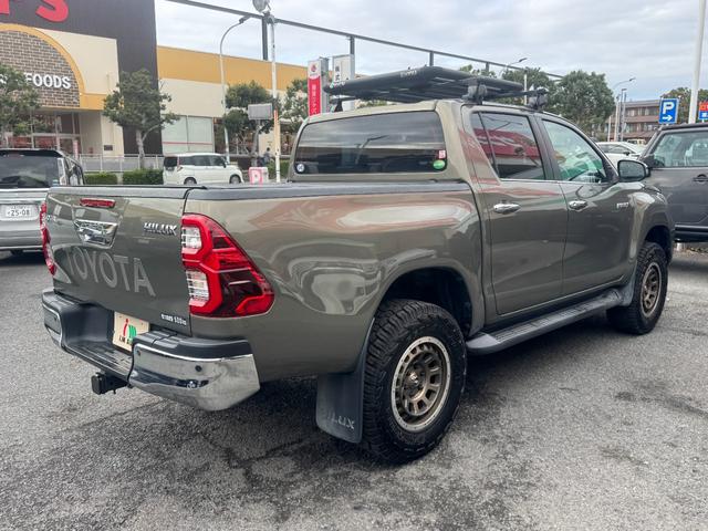 ハイラックス Ｚ　ワーク１７アルミ　ルーフラック　トノカバー　ベッドライナー　ナビ　バックカメラ　フルセグＴＶ　ドラレコ（8枚目）