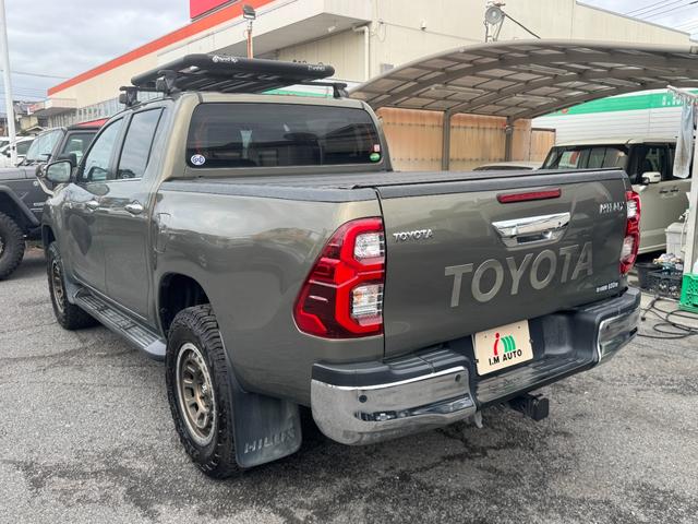 ハイラックス Ｚ　ワーク１７アルミ　ルーフラック　トノカバー　ベッドライナー　ナビ　バックカメラ　フルセグＴＶ　ドラレコ（9枚目）