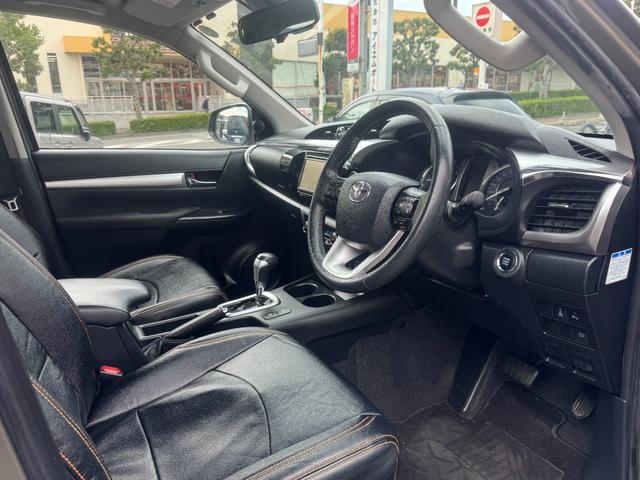 ハイラックス Ｚ　ワーク１７アルミ　ルーフラック　トノカバー　ベッドライナー　ナビ　バックカメラ　フルセグＴＶ　ドラレコ（11枚目）