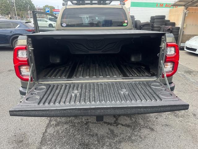 ハイラックス Ｚ　ワーク１７アルミ　ルーフラック　トノカバー　ベッドライナー　ナビ　バックカメラ　フルセグＴＶ　ドラレコ（18枚目）