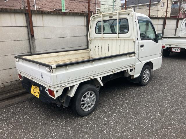 サンバートラック ＳＤＸ　４ＷＤ車　ナビ付き　マニュアル車　ＥＴＣ搭載車　最大積載量３５０キログラム　走行距離１２万キロ代（10枚目）