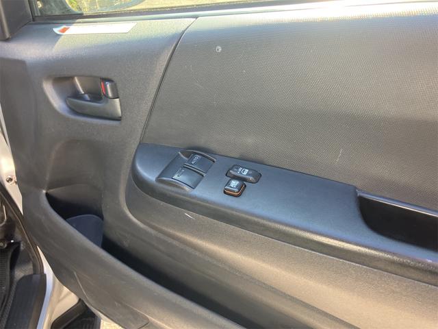 ハイエースバン DX ドライブレコーダー付き ETC付き ワンセグTVナビ付き バックカメラ 両側スライドドア キーレスエントリー 車検令和8年10月まで パワーステアリング パワーウィンドウ(30枚目)