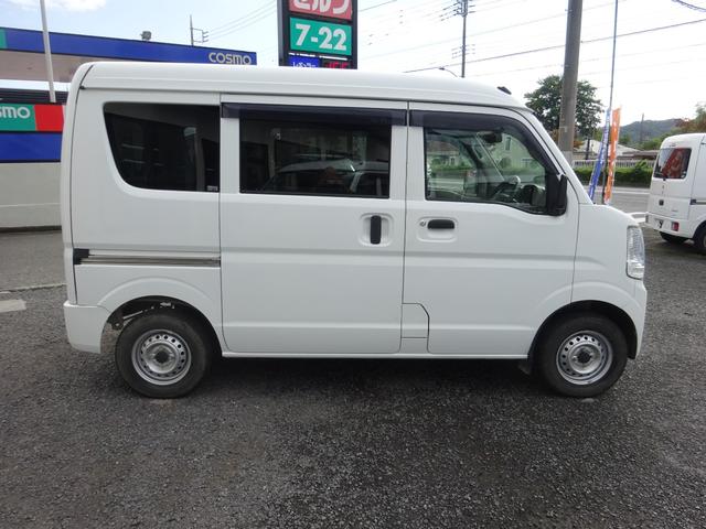 エブリイ ＰＣ　４ＡＴ　キーレス　パワーウィンドウ　ドライブレコーダー　禁煙車　オーバーヘッドシェルフ　プライバシーガラス　サイドバイザー　取扱説明書（12枚目）