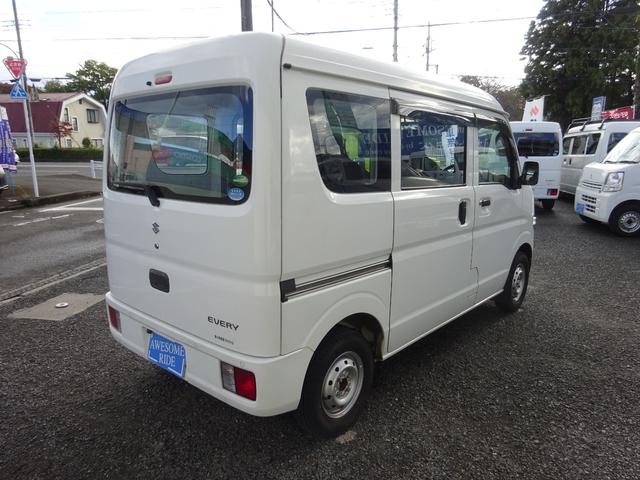 エブリイ ＰＡ　メモリナビ　バックカメラ　ＥＴＣ　ＢｌｕｅＴｏｏｔｈ　衝突被害軽減ブレーキ　障害物センサー　２ｎｄ発進　オートライト　オートハイビーム　オーバーヘッドシェルフ　車線逸脱センサー　取扱説明書　保証書（11枚目）