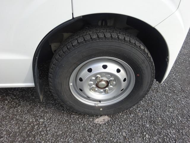 エブリイ ＰＡ　メモリナビ　バックカメラ　ＥＴＣ　ＢｌｕｅＴｏｏｔｈ　衝突被害軽減ブレーキ　障害物センサー　２ｎｄ発進　オートライト　オートハイビーム　オーバーヘッドシェルフ　車線逸脱センサー　取扱説明書　保証書（53枚目）