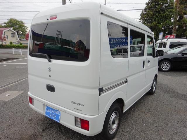 エブリイ PAリミテッド 4AT キーレス パワーウィンドウ 禁煙車 前後ドラレコ 夏冬タイヤ オートライト コーナーセンサー USB 衝突軽減ブレーキ 横滑り防止装置 車線逸脱センサー オーバーヘッドシェルフ PVガラス(11枚目)