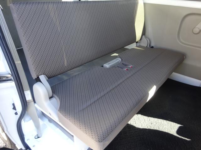 エブリイ PC 4AT キーレス ナビ 前後ドラレコ 禁煙車 パワーウィンドウ CD Bluetooth USB スペアキー オーバーヘッドシェルフ サイドバイザー(16枚目)