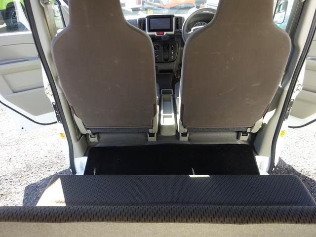 エブリイ PC 4AT キーレス ナビ 前後ドラレコ 禁煙車 パワーウィンドウ CD Bluetooth USB スペアキー オーバーヘッドシェルフ サイドバイザー(41枚目)