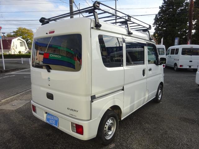 エブリイ ＰＣリミテッド　４ＡＴ　ナビ　キーレス　電動ミラー　パワーウィンドウ　コーナーセンサー　ＥＴＣ　禁煙車　オートライト　Ｂｌｕｅｔｏｏｔｈ　衝突軽減ブレーキ　横滑り防止装置　車線逸脱センサー　キャリア　ＰＶガラス（11枚目）