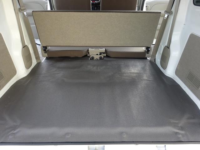 エブリイ ＰＣリミテッド　４ＡＴ　ナビ　キーレス　電動ミラー　パワーウィンドウ　コーナーセンサー　ＥＴＣ　禁煙車　オートライト　Ｂｌｕｅｔｏｏｔｈ　衝突軽減ブレーキ　横滑り防止装置　車線逸脱センサー　キャリア　ＰＶガラス（36枚目）