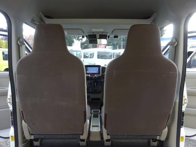 エブリイ ＰＣリミテッド　４ＡＴ　ナビ　キーレス　電動ミラー　パワーウィンドウ　コーナーセンサー　ＥＴＣ　禁煙車　オートライト　Ｂｌｕｅｔｏｏｔｈ　衝突軽減ブレーキ　横滑り防止装置　車線逸脱センサー　キャリア　ＰＶガラス（41枚目）