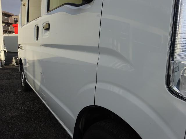 エブリイ ＰＣリミテッド　４ＡＴ　ナビ　キーレス　電動ミラー　パワーウィンドウ　コーナーセンサー　ＥＴＣ　禁煙車　オートライト　Ｂｌｕｅｔｏｏｔｈ　衝突軽減ブレーキ　横滑り防止装置　車線逸脱センサー　キャリア　ＰＶガラス（49枚目）
