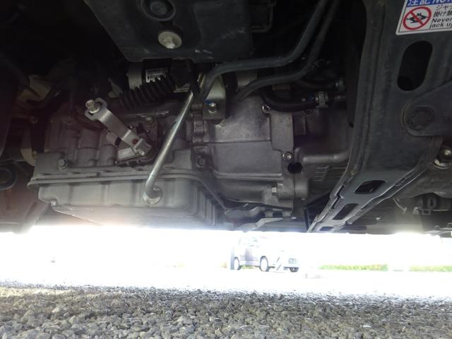 エブリイ ＰＣリミテッド　４ＡＴ　ナビ　キーレス　電動ミラー　パワーウィンドウ　コーナーセンサー　ＥＴＣ　禁煙車　オートライト　Ｂｌｕｅｔｏｏｔｈ　衝突軽減ブレーキ　横滑り防止装置　車線逸脱センサー　キャリア　ＰＶガラス（54枚目）