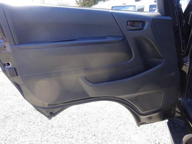 ハイエースバン ロングDX 6AT ディーゼルターボ メモリナビ バックカメラ ETC キーレス Bluetooth 禁煙車 衝突軽減ブレーキ 横滑り防止装置 車線逸脱センサー スペアキー オートハイビーム 取扱説明書 保証書(48枚目)