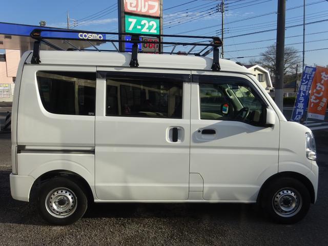 ＮＶ１００クリッパーバン ＤＸ　ＧＬセーフティパッケージ　４ＡＴ　ナビ　キーレス　ＥＴＣ　パワーウィンドウ　バックカメラ　禁煙車　電動ミラー　オートライト　禁煙車　衝突軽減ブレーキ　Ｂｌｕｅｔｏｏｔｈ　スペアキー　車線逸脱センサー　取扱説明書　保証書　記録簿（12枚目）