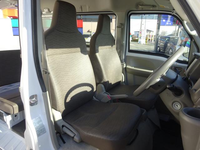 NV100クリッパーバン DX セーフティパッケージ 2nd発進 純正ナビ フルセグTV 禁煙車 キーレス バックカメラ コーナーセンサー オートライト Bluetooth 衝突軽減ブレーキ 車線逸脱センサー CD オーバーヘッドシェルフ 取扱説明書(15枚目)