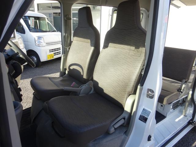 NV100クリッパーバン DX セーフティパッケージ 2nd発進 純正ナビ フルセグTV 禁煙車 キーレス バックカメラ コーナーセンサー オートライト Bluetooth 衝突軽減ブレーキ 車線逸脱センサー CD オーバーヘッドシェルフ 取扱説明書(17枚目)