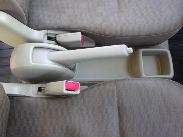 NV100クリッパーバン DX セーフティパッケージ 2nd発進 純正ナビ フルセグTV 禁煙車 キーレス バックカメラ コーナーセンサー オートライト Bluetooth 衝突軽減ブレーキ 車線逸脱センサー CD オーバーヘッドシェルフ 取扱説明書(33枚目)