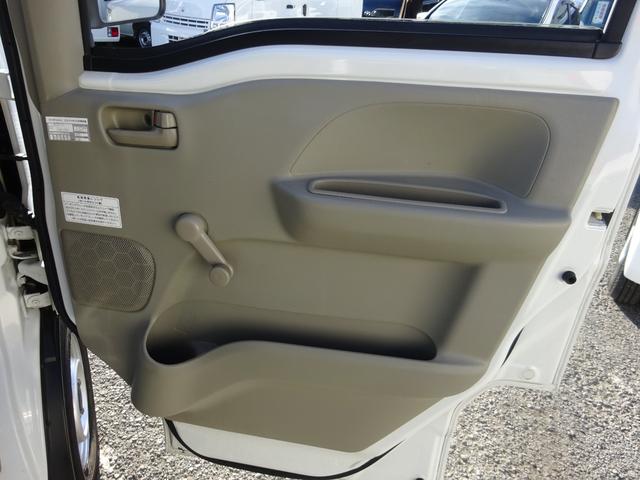 NV100クリッパーバン DX セーフティパッケージ 2nd発進 純正ナビ フルセグTV 禁煙車 キーレス バックカメラ コーナーセンサー オートライト Bluetooth 衝突軽減ブレーキ 車線逸脱センサー CD オーバーヘッドシェルフ 取扱説明書(45枚目)