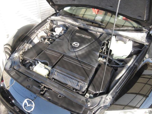 ＲＸ－８ タイプＳ　ワンオーナー　記録簿完備　修復歴無し　禁煙車　アドバンストキーＢＯＳＥサウンド　コンビレザーパワーシート　タイプＳ専用高出力エンジン＆サスペンション　１８インチアルミホイール　６速マニュアル（21枚目）