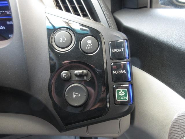 ＣＲ－Ｚ α　６速ＭＴ　スマートキー　オートクルーズコントロール　ＨＩＤライト　ＡＢＳ　ＥＳＣ　アルミホイール　アイドリングストップ　盗難防止システム　キーレスエントリー　アイドリングストップ　ＣＤ　ＭＤ（16枚目）
