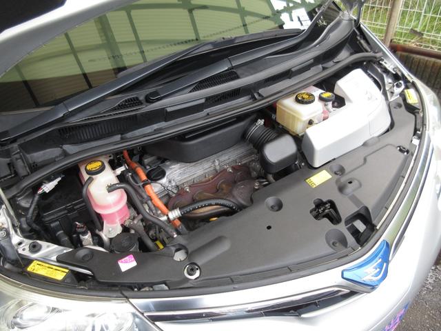エスティマハイブリッド Ｇ　４ＷＤ　後期　メーカーオプションナビＴＶ　両Ｐスラドア　Ｆ＆Ｓ＆Ｂカメラ　ミュージックサーバ　ＣＤ　ＤＶＤ再生　シートヒーター　３列シート　パワーシート　ＨＩＤ　ＥＴＣ　アルミホイール　スマートキー（36枚目）