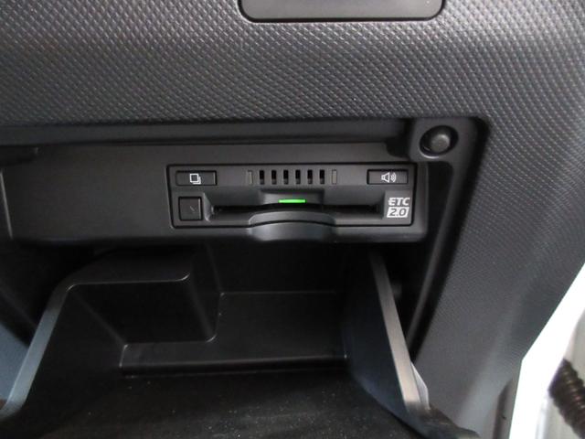 エスティマ アエラス プレミアム 10型ナビTV 黒半革シート セーフティセンス ドライブレコーダー ミュージックサーバ CD DVD再生 ミュージックプレイヤー接続可 バックカメラ パワーシート 3列シート オットマン(18枚目)