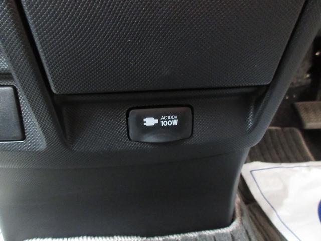 エスティマ アエラス プレミアム 10型ナビTV 黒半革シート セーフティセンス ドライブレコーダー ミュージックサーバ CD DVD再生 ミュージックプレイヤー接続可 バックカメラ パワーシート 3列シート オットマン(19枚目)