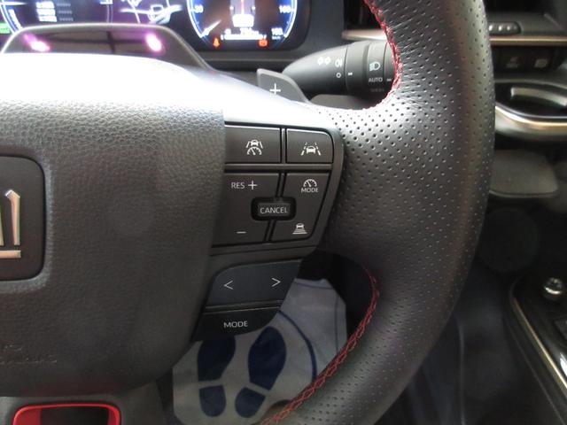 クラウンスポーツ RS E-Four 4WD モデリスタエアロ ガラスルーフ 黒革 PHEV フロントカメラ サイドカメラ バックカメラ 全周囲カメラ ミュージックプレイヤー接続可 革シート シートヒーター シートエアコン(20枚目)