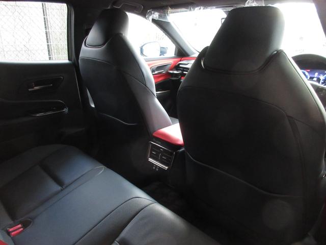 クラウンスポーツ RS E-Four 4WD モデリスタエアロ ガラスルーフ 黒革 PHEV フロントカメラ サイドカメラ バックカメラ 全周囲カメラ ミュージックプレイヤー接続可 革シート シートヒーター シートエアコン(27枚目)