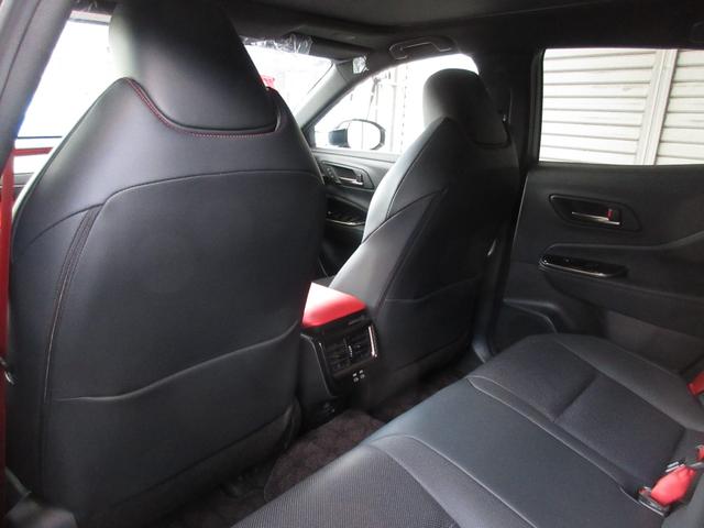 クラウンスポーツ RS E-Four 4WD モデリスタエアロ ガラスルーフ 黒革 PHEV フロントカメラ サイドカメラ バックカメラ 全周囲カメラ ミュージックプレイヤー接続可 革シート シートヒーター シートエアコン(31枚目)