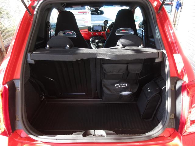 アバルト５９５ 　後期　５速ＭＴ　フルセグナビ　ドライブレコーダー　ミュージックサーバ　ＣＤ　ＤＶＤ再生　ミュージックプレイヤー接続可　ＨＩＤライト　ターボ　クリアランスソナー　禁煙車　ＡＷ　キーレスエントリー（26枚目）