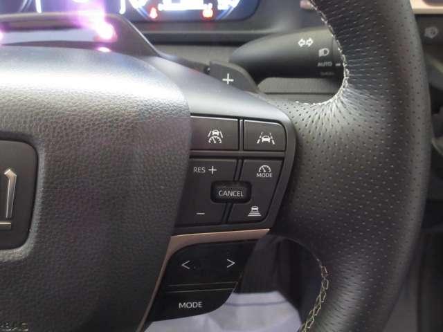 クラウンスポーツ ＲＳ　ザ　リミテッド－マットメタル　Ｅ－Ｆｏｕｒ　４ＷＤ　限定車　ワンオフ鍛造２２インチアルミホイール　マットメタル（22枚目）