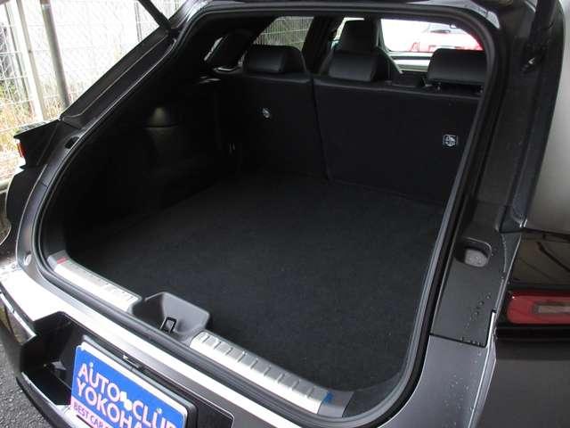 クラウンスポーツ ＲＳ　ザ　リミテッド－マットメタル　Ｅ－Ｆｏｕｒ　４ＷＤ　限定車　ワンオフ鍛造２２インチアルミホイール　マットメタル（24枚目）