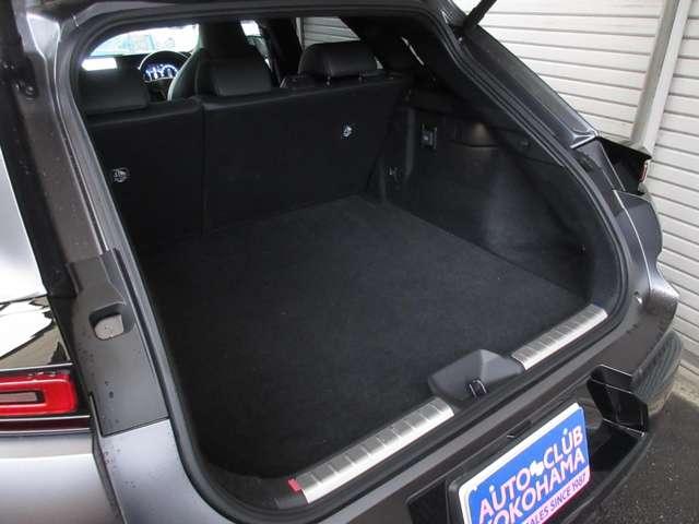 クラウンスポーツ ＲＳ　ザ　リミテッド－マットメタル　Ｅ－Ｆｏｕｒ　４ＷＤ　限定車　ワンオフ鍛造２２インチアルミホイール　マットメタル（25枚目）