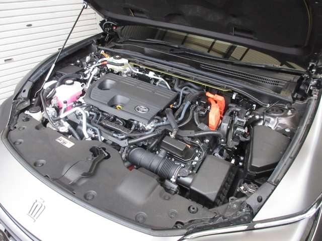 クラウンスポーツ ＲＳ　ザ　リミテッド－マットメタル　Ｅ－Ｆｏｕｒ　４ＷＤ　限定車　ワンオフ鍛造２２インチアルミホイール　マットメタル（27枚目）